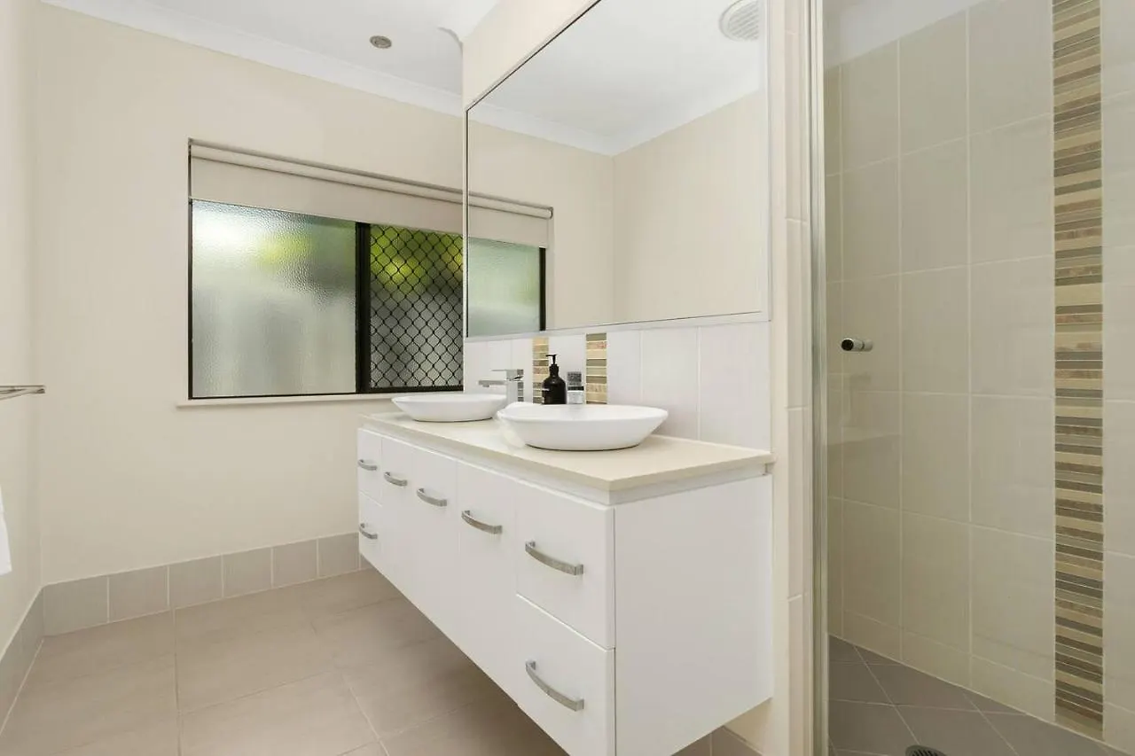 'Coco Tierra' Expansive Cairns Oasis With Pool Villa Smithfield 0*,  Australia