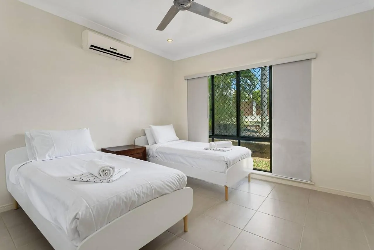 'Coco Tierra' Expansive Cairns Oasis With Pool Villa Smithfield Australia